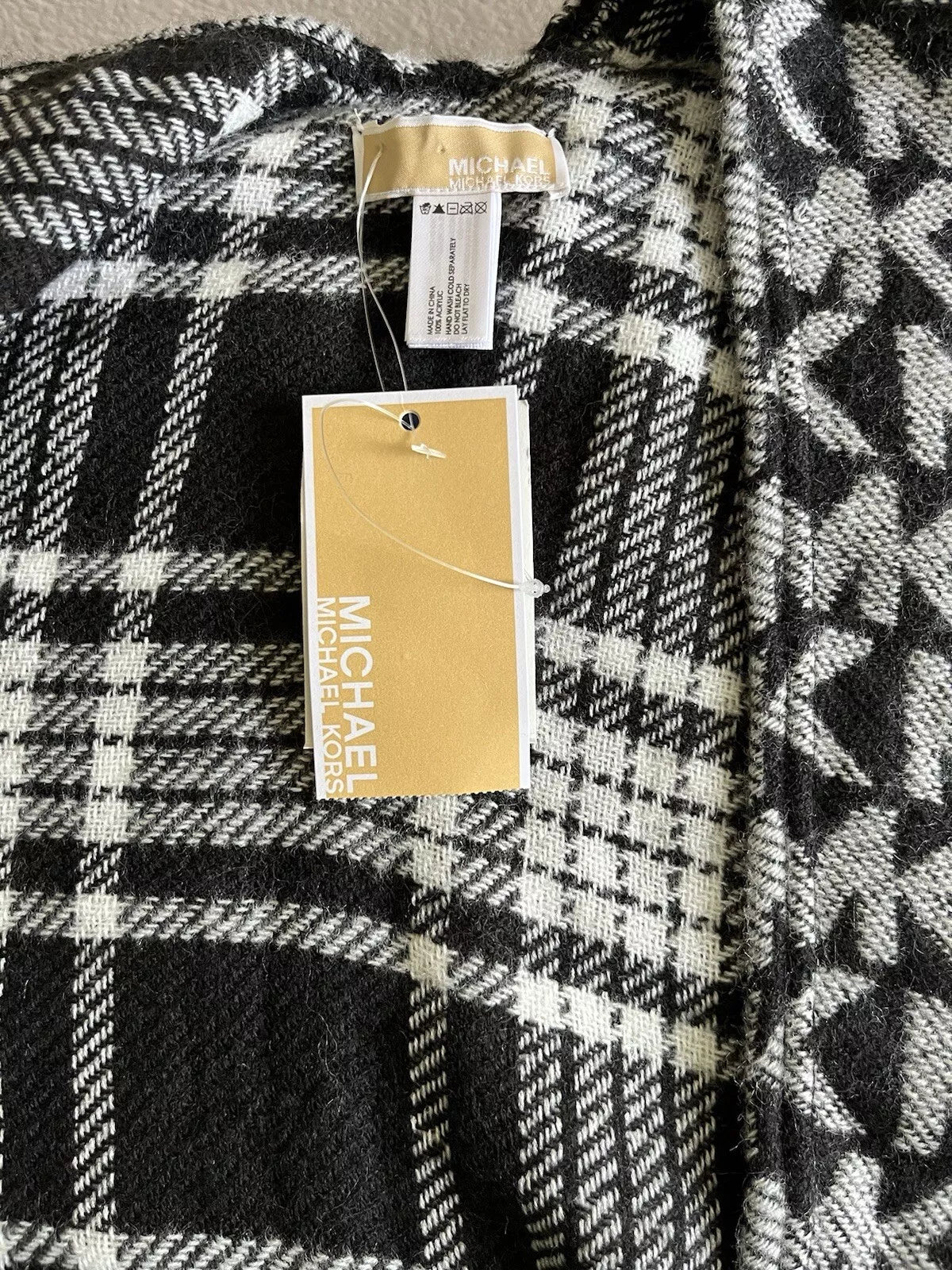 Michael Michael Kors Women’s Logo Plaid Reversible Cape Sweater Black Gray NWT